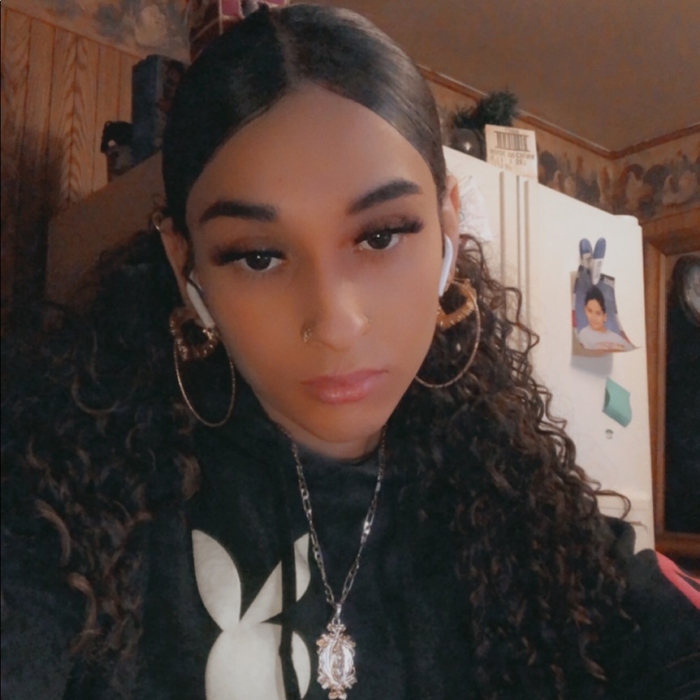 Meet your Posher, Mariah